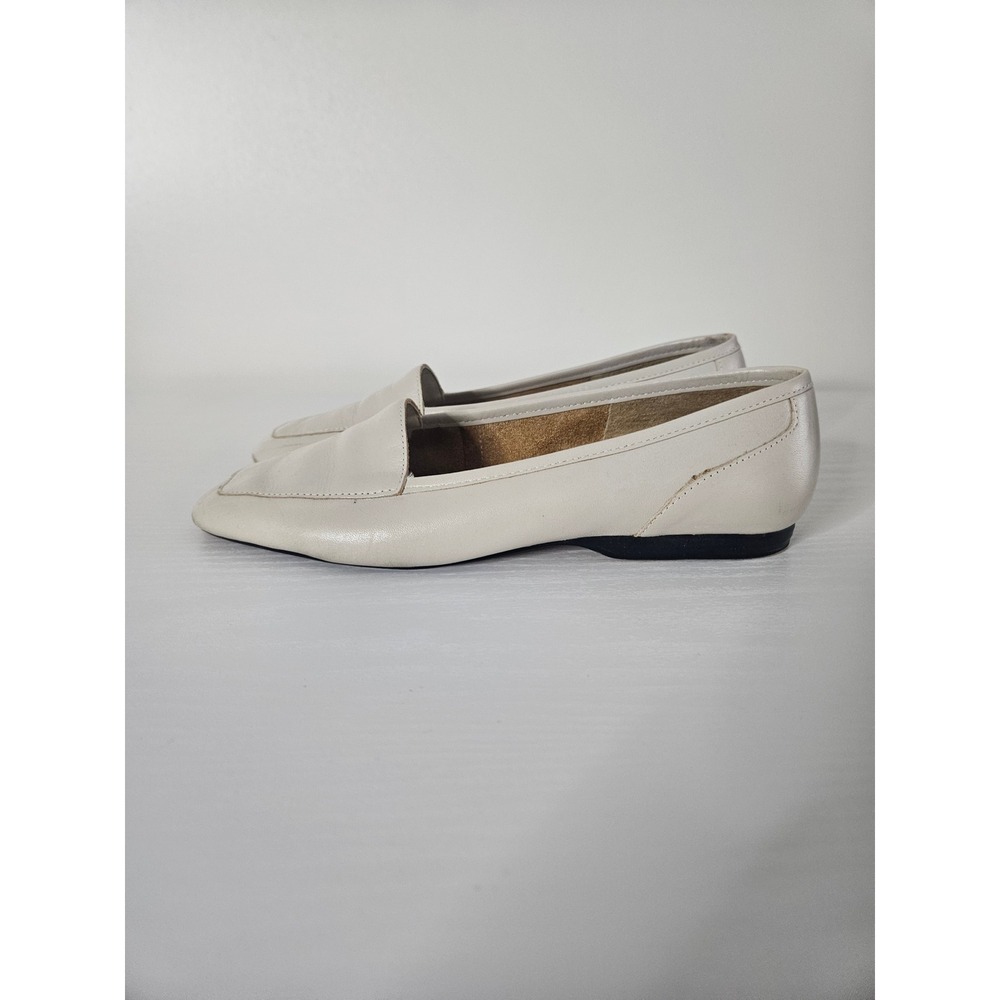 Vintage Capezio Leather Loafers Women's 8M Cream‎ Slip-On Minimalist Flat Shoes